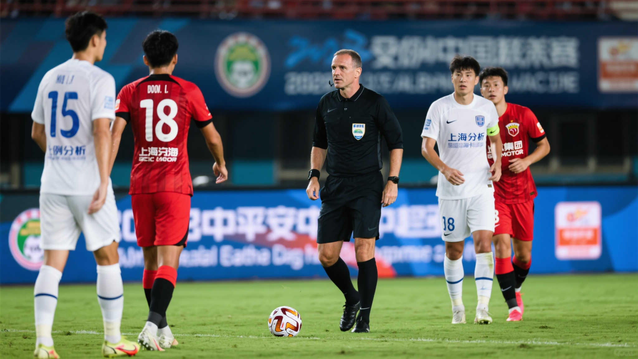 德比失利！海港足协杯卫冕梦碎，穆斯卡特难掩遗憾