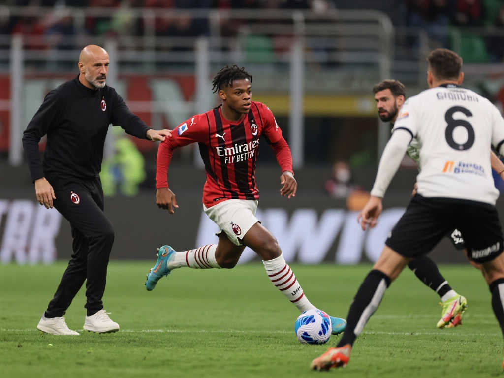 加比亚:米兰需坚持到底的斗志,我常提醒莱奥回防支援 加比亚:米兰需坚持到底的斗志,我常提醒莱奥回防支援